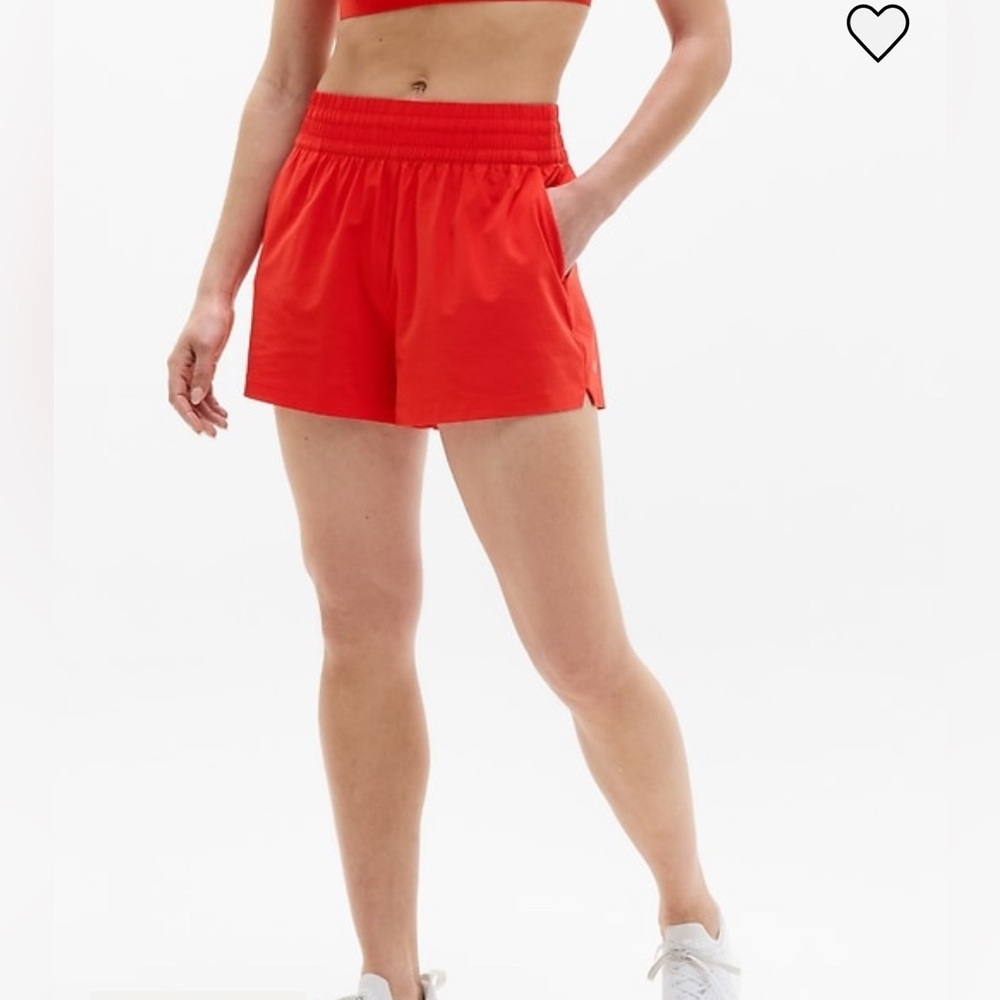 Athleta weekender high rise run shorts